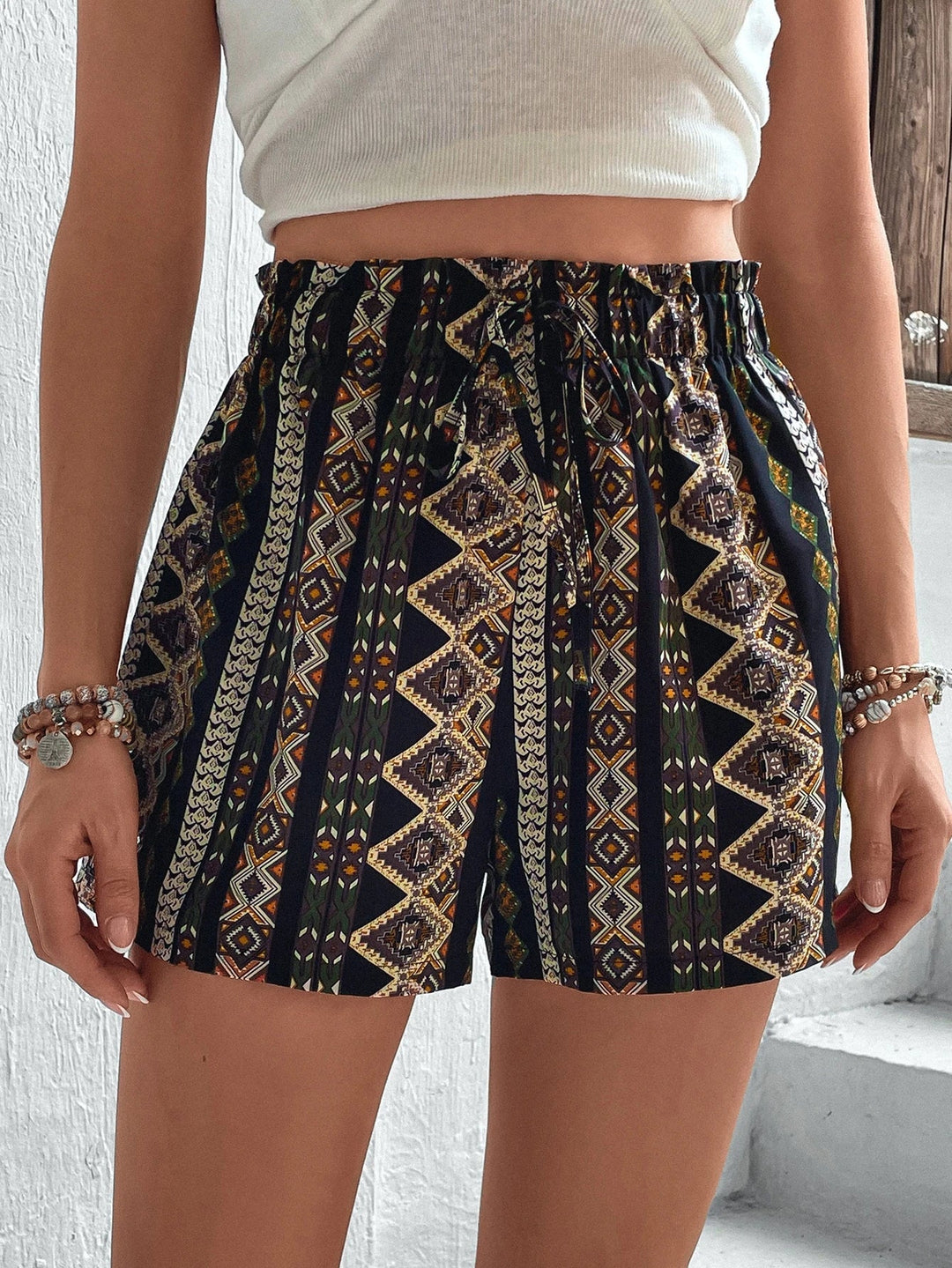 Women’s Geo Print Paperbag Waist Knot Front Casual Summer Shorts