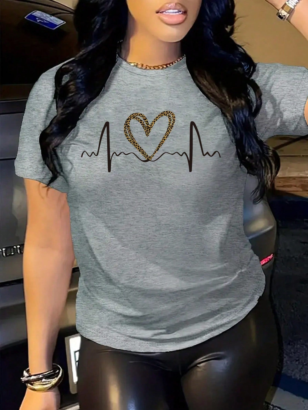 Women's Simple Printed Round Neck Short Sleeve Summer T-Shirt