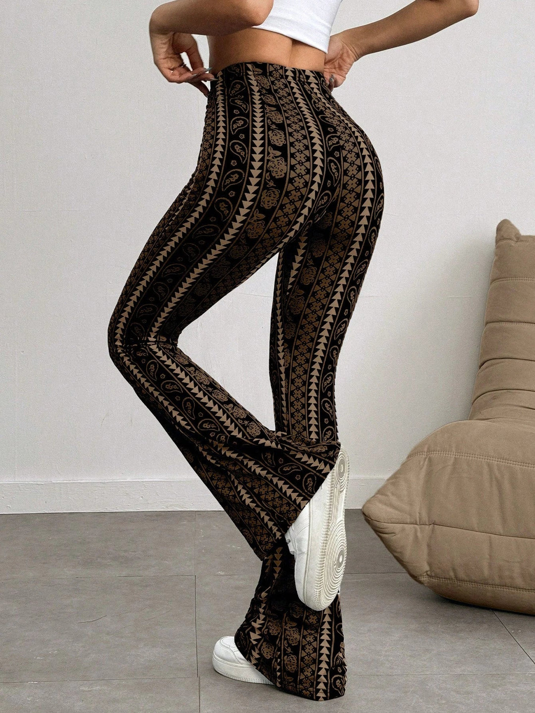 Women’s Geometric Print Casual Leggings – Elegant Slim Fit Style