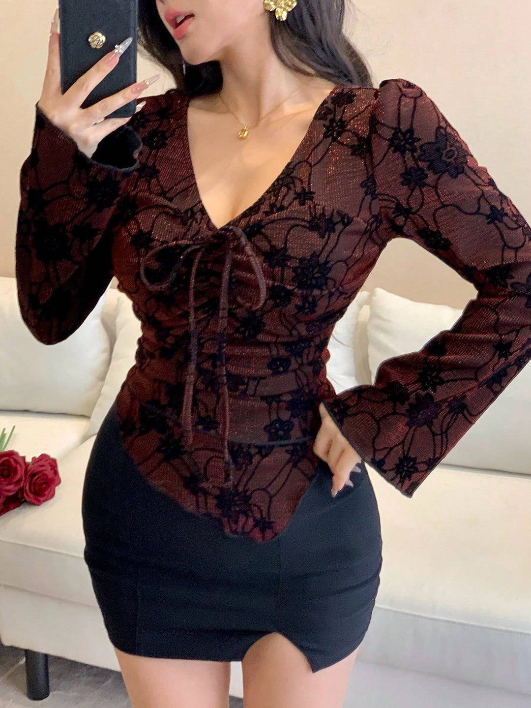 Women's Ditsy Floral Fitted V-Neck Ruched Drawstring Asymmetric Hem Flare Sleeve Blouse