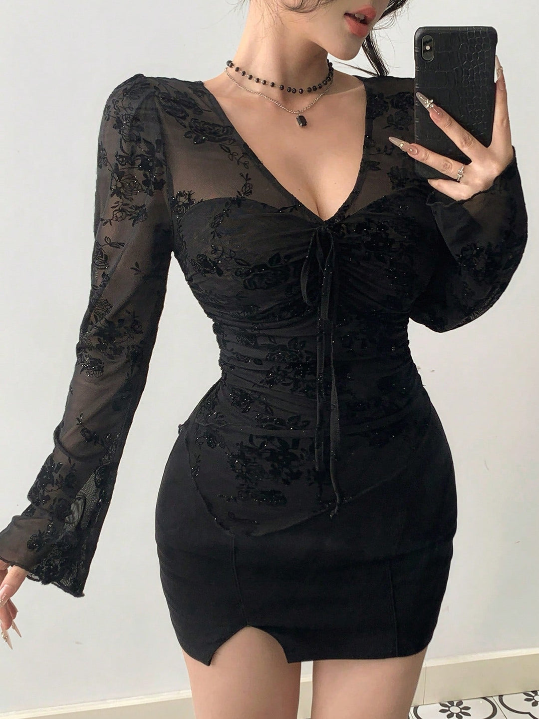 Women's Ditsy Floral Fitted V-Neck Ruched Drawstring Asymmetric Hem Flare Sleeve Blouse
