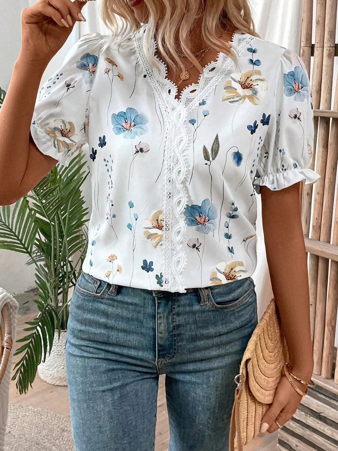 Womens Vacation Floral Print Contrast Lace Puff Sleeve Short Sleeve Shirt Top