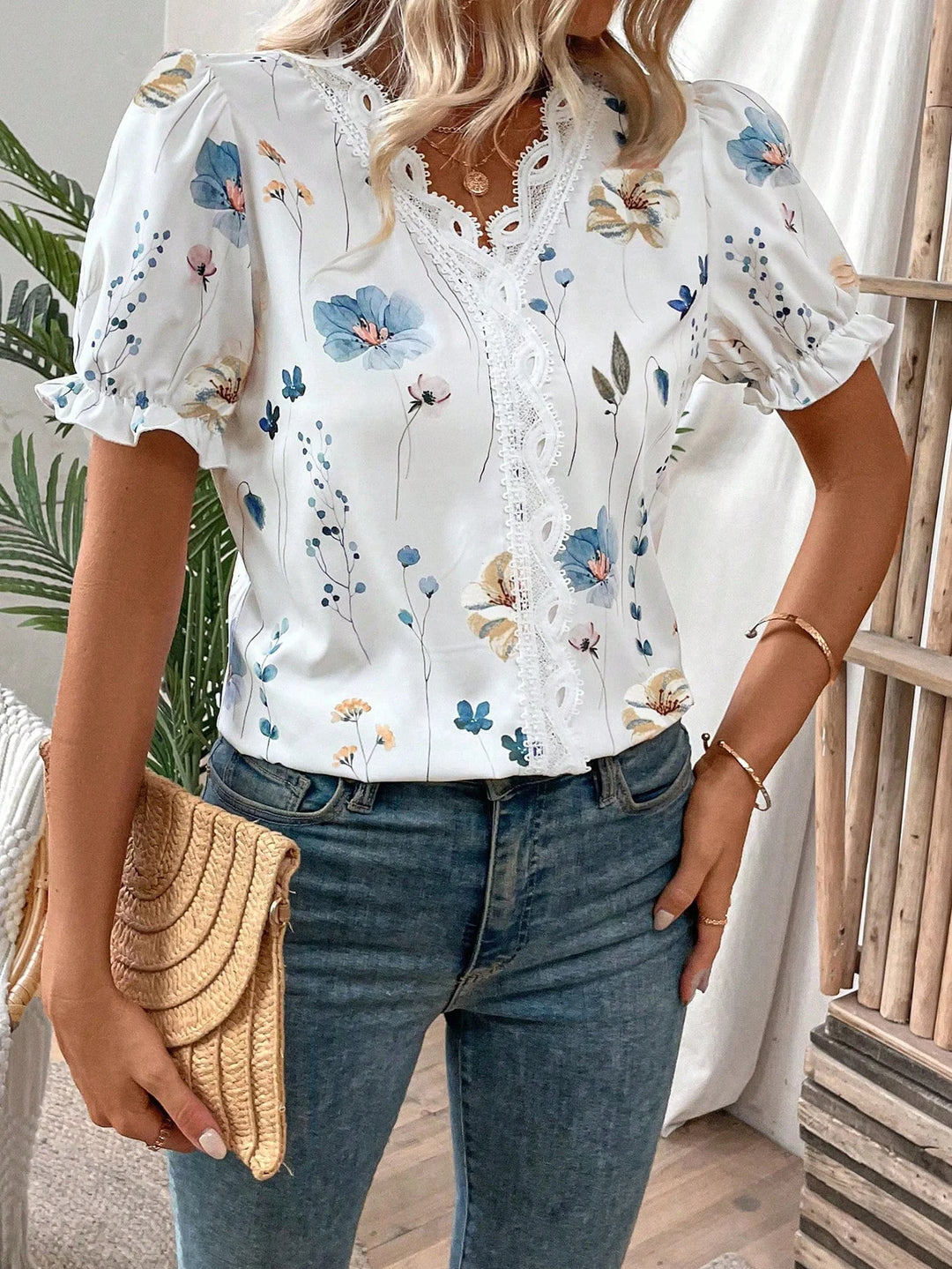 Womens Vacation Floral Print Contrast Lace Puff Sleeve Short Sleeve Shirt Top