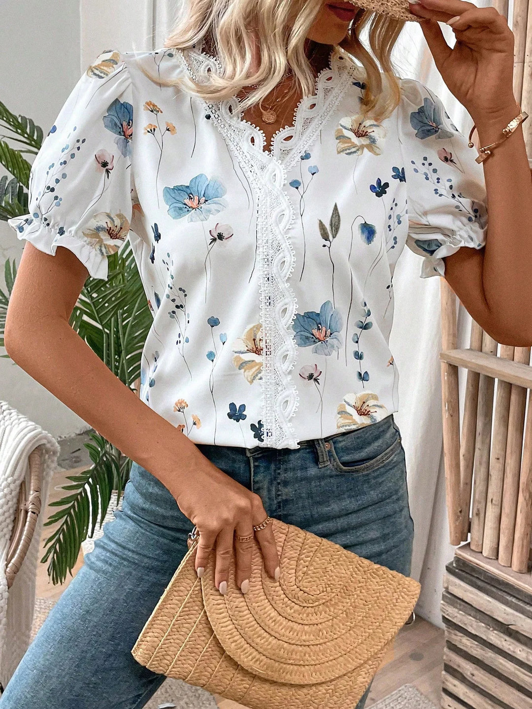 Womens Vacation Floral Print Contrast Lace Puff Sleeve Short Sleeve Shirt Top
