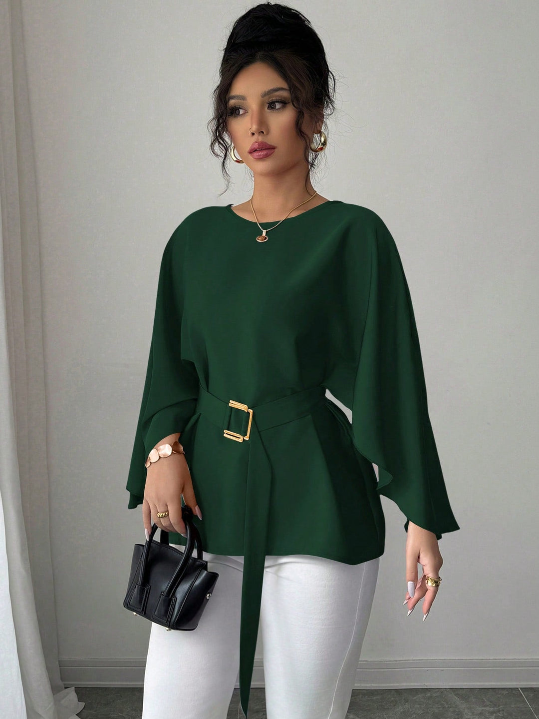 Women’s French Style Round Neck Flutter Sleeve Top
