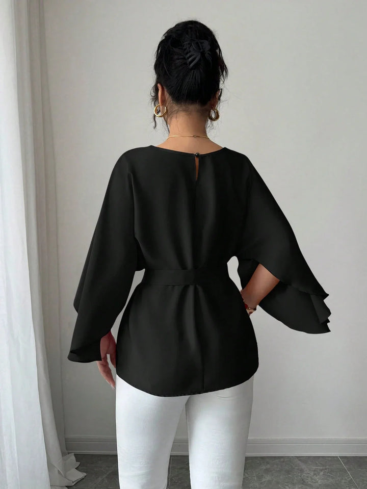 Women’s French Style Round Neck Flutter Sleeve Top