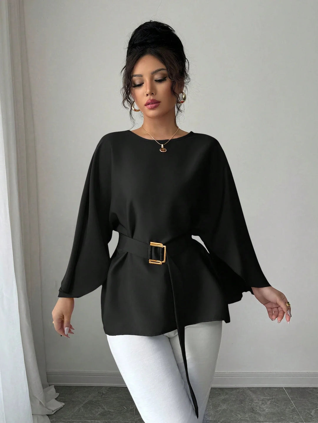 Women’s French Style Round Neck Flutter Sleeve Top