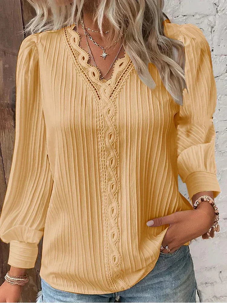 Renata | Classic Pleated Top