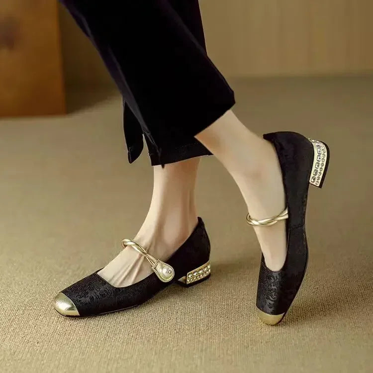 Emmie Pumps